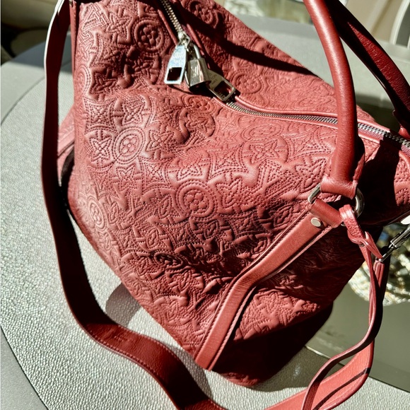 Louis Vuitton Bag! EUC - Picture 3 of 9